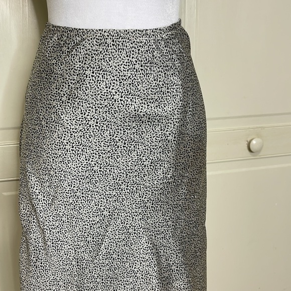SIENNA SKY Women's Satin Leopard Print A-Line Midi Skirt Size L - Picture 3 of 8